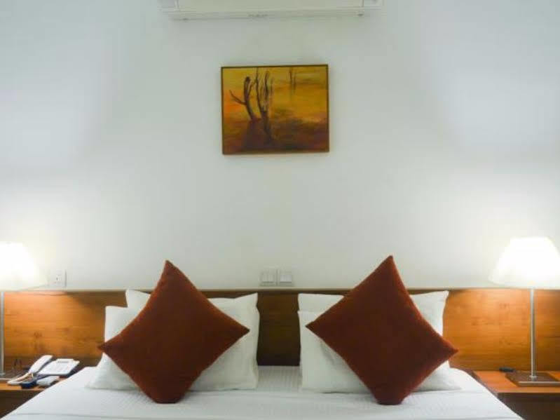 The Residence היקדואה מראה חיצוני תמונה